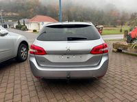 Gebraucht Peugeot 308 SW 110 PS (80 kW) 2018 Grau Kombi