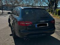 Gebraucht Audi A4 S-Line 150 PS (110 kW) 2015 Schwarz Kombi