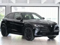 Gebraucht Alfa Romeo Stelvio Quadrifoglio 519 PS (381 kW) 2024 Nero vulcano metallic SUV
