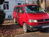 Second-hand VW T4 151 CP (111 kW) 2000 Roșu Van
