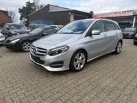 Gebraucht Mercedes B200 156 PS (114 kW) 2015 Silber Van / Kleinbus