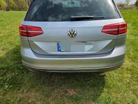 Gebraucht VW Passat 150 PS (110 kW) 2018 Silber Kombi