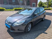 Gebraucht Ford Focus 100 PS (73 kW) 2014 Andere farben Kombi