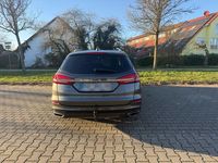 Gebraucht Ford Mondeo Titanium 190 PS (139 kW) 2020 Grau Kombi