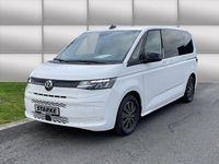 Gebraucht VW Multivan Basis 150 PS (110 kW) 2024 Candyweiß Van