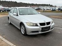 Gebraucht BMW 318 129 PS (94 kW) 2007 Silber Limousine