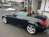 Gebraucht Mercedes SLK350 305 PS (224 kW) 2009 Obsidian schwarz met. Cabrio