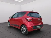 Gebraucht Hyundai i10 Passion 87 PS (63 kW) 2018 Rot Kleinwagen