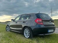 Gebraucht BMW 118 143 PS (105 kW) 2008 Braun Kleinwagen