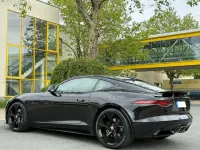 Gebraucht Jaguar F-Type R-Dynamic 300 PS (220 kW) 2021 Schwarz Coupé