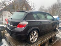 Gebraucht Opel Astra 105 PS (77 kW) 2004 Schwarz Limousine