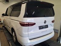 Gebraucht VW Multivan Life 204 PS (150 kW) 2024 Candyweiß Van