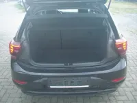 Gebraucht VW Polo Life 95 PS (69 kW) 2023 Schwarz Limousine