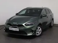 Gebraucht Kia Ceed Gold 160 PS (117 kW) 2024 Experience green Kleinwagen