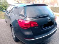 Gebraucht Opel Astra 110 PS (80 kW) 2014 Grau Kombi