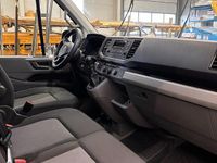 Gebraucht VW Crafter 140 PS (102 kW) 2019 Blau Van