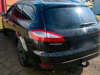 Gebraucht Ford Mondeo 140 PS (102 kW) 2010 Schwarz Kombi