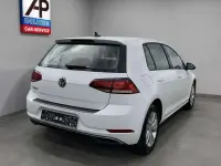 Gebraucht VW Golf VII Comfortline 125 PS (91 kW) 2018 Weiß Limousine