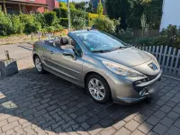 Gebraucht Peugeot 207 CC 120 PS (88 kW) 2008 Silber Cabrio