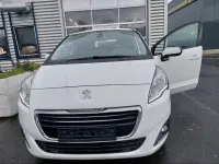 Gebraucht Peugeot 5008 Allure 120 PS (88 kW) 2016 Weiß Kombi