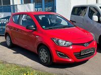 Gebraucht Hyundai i20 Classic 86 PS (63 kW) 2012 Rot Kleinwagen
