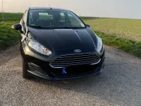 Gebraucht Ford Fiesta Ambiente 60 PS (44 kW) 2015 Schwarz Kleinwagen