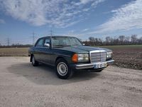 Gebraucht Mercedes 240 72 PS (52 kW) 1983 Grün Limousine