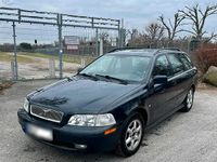 Gebraucht Volvo V40 116 PS (85 kW) 1999 Schwarz Kombi