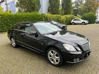Gebraucht Mercedes E200 Elegance 184 PS (135 kW) 2009 Schwarz Limousine