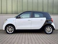 Gebraucht Smart ForFour Passion 71 PS (52 kW) 2019 Weiß Kleinwagen