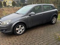 Gebraucht Opel Astra Edition 140 PS (102 kW) 2009 Grau Limousine