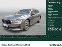 Gebraucht Skoda Superb Selection 150 PS (110 kW) 2025 Graphitegrau metallic Kombi