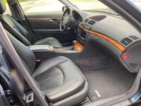 Gebraucht Mercedes E270 Elegance 177 PS (130 kW) 2003 Blau Kombi