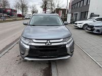 Gebraucht Mitsubishi Outlander Top 150 PS (110 kW) 2016 Grau SUV