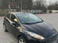 Gebraucht Ford Fiesta 101 PS (74 kW) 2013 Schwarz Kleinwagen