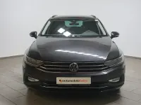Gebraucht VW Passat Business 150 PS (110 kW) 2022 Mangangrau Kombi