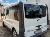 Second-hand Opel Vivaro 2005 Alb Monovolum