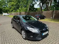 Gebraucht Ford Focus 125 PS (91 kW) 2013 Schwarz Limousine