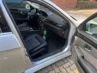 Gebraucht Mercedes E350 Avantgarde 231 PS (169 kW) 2010 Silber Limousine
