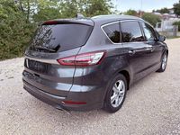 Gebraucht Ford S-MAX Titanium 190 PS (139 kW) 2020 Grau Van / Kleinbus