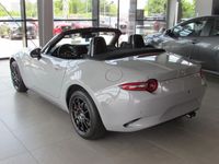 Neu Mazda MX5 Homura-Line 132 PS (97 kW) 2025 Grau Cabrio
