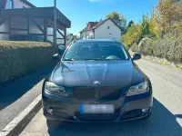 Gebraucht BMW 318 145 PS (106 kW) 2009 Schwarz Kombi