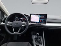 Gebraucht VW Golf VIII Life 150 PS (110 kW) 2024 Mondsteingrau Kombi