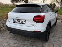 Gebraucht Audi Q2 Basis 116 PS (85 kW) 2018 Weiß SUV