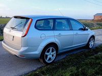 Używany Ford Focus Viva 101 KM (74 kW) 2010 Srebrny Kombi