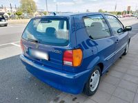 Gebraucht VW Polo 50 PS (36 kW) 1999 Blau Kleinwagen