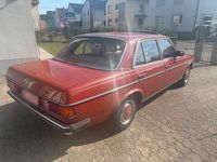 Gebraucht Mercedes 200 109 PS (80 kW) 1982 Limousine
