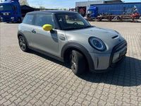 Gebraucht Mini Cooper SE Essential 135 kW (184 PS) 2022 Grau Kleinwagen