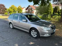 Gebraucht Skoda Octavia Ambiente 140 PS (102 kW) 2010 Silber Kombi