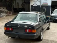 Gebraucht Mercedes 190 90 PS (66 kW) 1987 Blau Limousine